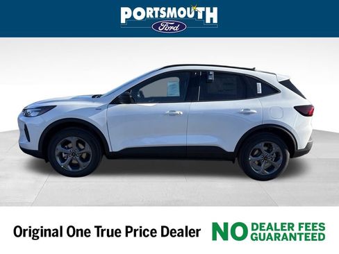 New 2026 Ford Escape ST-Line w/ Tech Pack #1 image 2