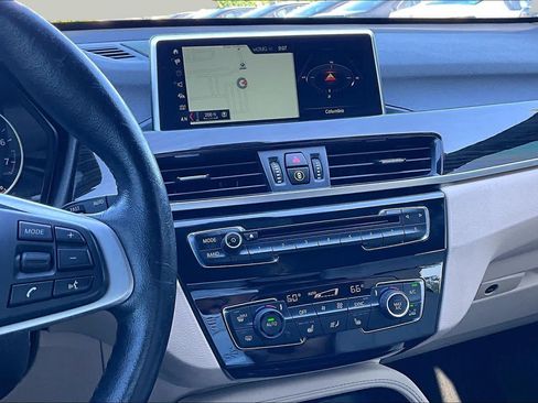 Used 2018 BMW X1 xDrive28i AWD/4WD image 6