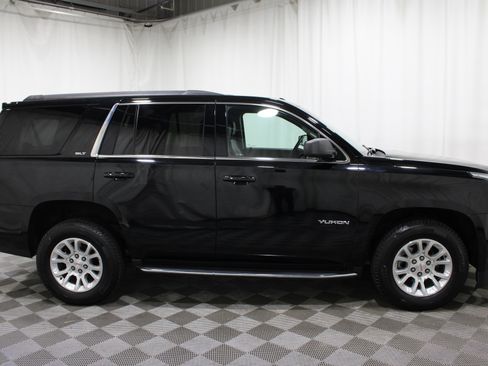 Used 2017 GMC Yukon SLT RWD image 35