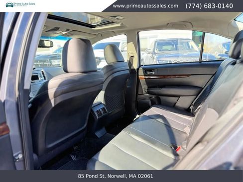 Used 2014 Subaru Legacy 2.5i Limited w/ Moonroof Package AWD/4WD image 11