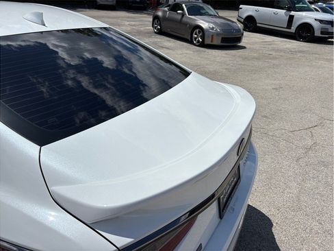 Used 2019 Lexus ES 350 F Sport w/ Accessory Package 2 FWD image 17