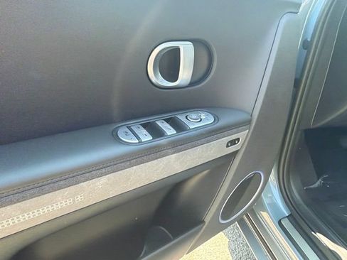 Used 2024 Hyundai Ioniq 5 Limited RWD image 17