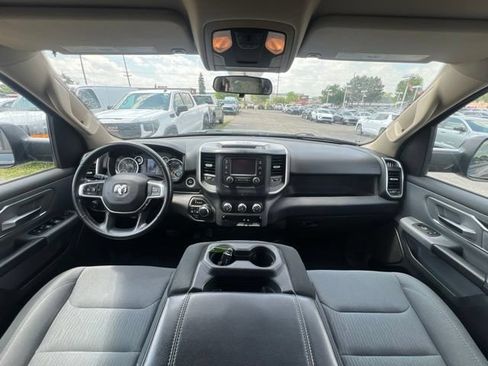 Used 2019 RAM 1500 Big Horn AWD/4WD image 11