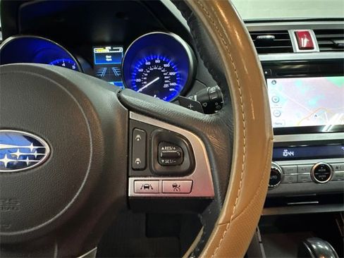 Used 2017 Subaru Outback 2.5i Limited image 13