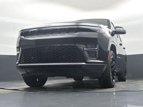 New 2026 Jeep Grand Wagoneer Limited AWD/4WD image 46