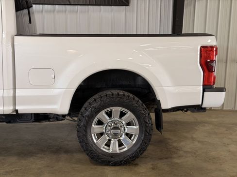 Used 2017 Ford F350 Platinum w/ Platinum Ultimate Package AWD/4WD image 17