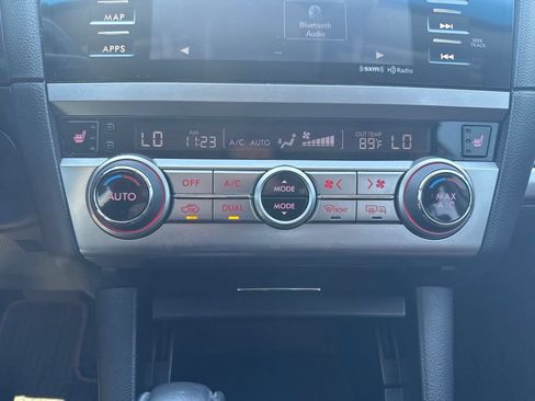 Used 2017 Subaru Outback 3.6R Touring w/ Popular Package #5A AWD/4WD image 20