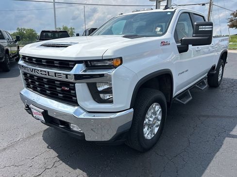 Used 2023 Chevrolet Silverado 2500 LT w/ All Star Edition AWD/4WD image 9