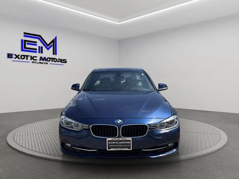 Used 2017 BMW 330i Sedan w/ Premium Package RWD image 8