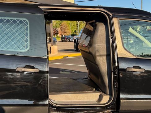 Used 2019 Ford Transit Connect XL FWD image 12