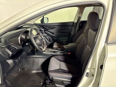 Used 2021 Subaru Crosstrek 2.0i Premium image 11