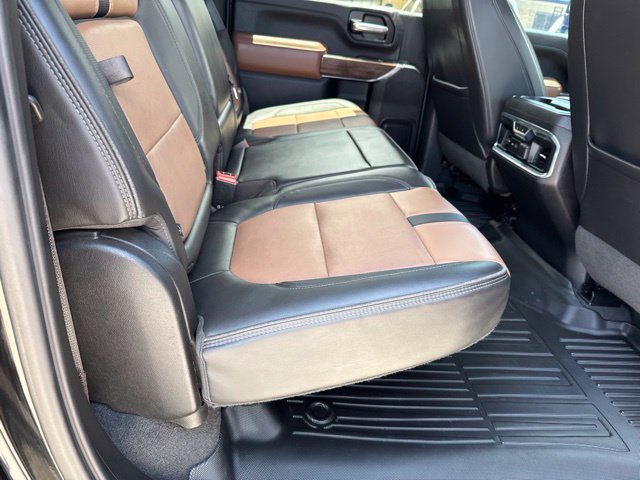 Used 2020 Chevrolet Silverado 2500 High Country w/ Technology Package AWD/4WD image 20
