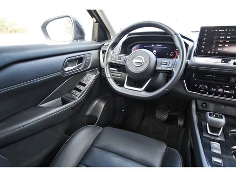 Certified 2024 Nissan Rogue SL w/ SL Premium Package image 10