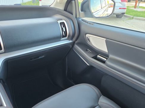 Used 2025 Ford Expedition Max Active image 21