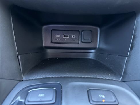 Used 2024 Chevrolet Equinox RS AWD/4WD image 26