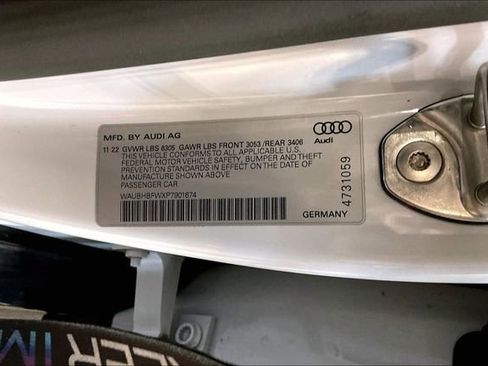 Certified 2023 Audi RS e-tron GT w/ Carbon Performance Package AWD/4WD image 34