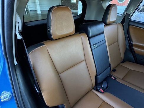 Used 2017 Toyota RAV4 Limited image 25