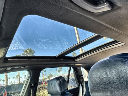 Used 2018 BMW X5 xDrive40e image 19