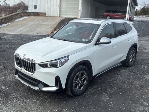Used 2023 BMW X1 xDrive28i w/ Convenience Package image 2