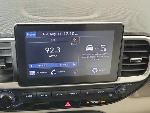 Used 2022 Hyundai Venue SEL w/ Cargo Package FWD image 18