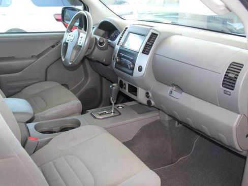 Used 2020 Nissan Frontier S w/ S Utility Package RWD image 21