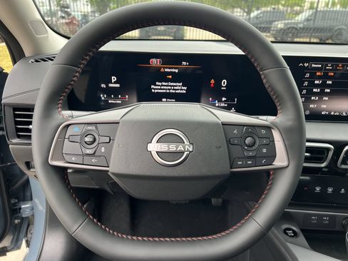 New 2026 Nissan Sentra SR w/ SR Premium Package FWD image 9