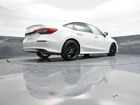 Certified 2023 Honda Civic Sport image 29
