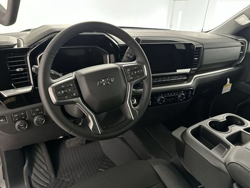 New 2026 Chevrolet Silverado 1500 RST AWD/4WD image 13