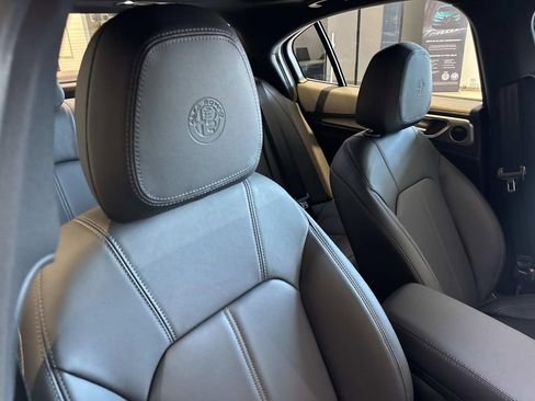 New 2026 Alfa Romeo Giulia w/ Driving Assist Package RWD image 27