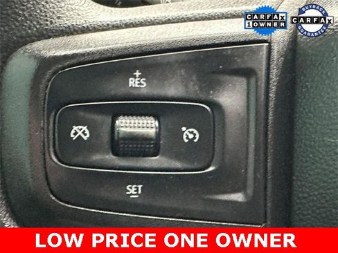 Certified 2020 Chevrolet Silverado 1500 Custom w/ Custom Value Package image 18