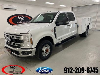 New 2025 Ford F350 XL w/ XL Chrome Package