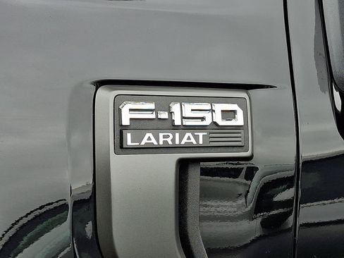 Used 2023 Ford F150 Lariat AWD/4WD image 3