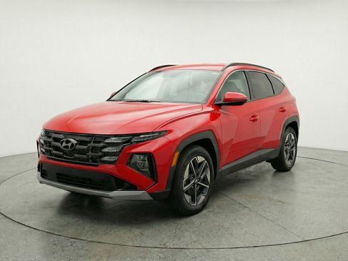 Used 2025 Hyundai Tucson SEL AWD/4WD image 3