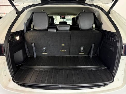 Used 2024 MAZDA CX-90 3.3 Turbo w/ Select Package AWD/4WD image 26