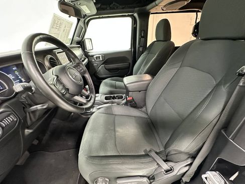 Used 2021 Jeep Wrangler Sport AWD/4WD image 11