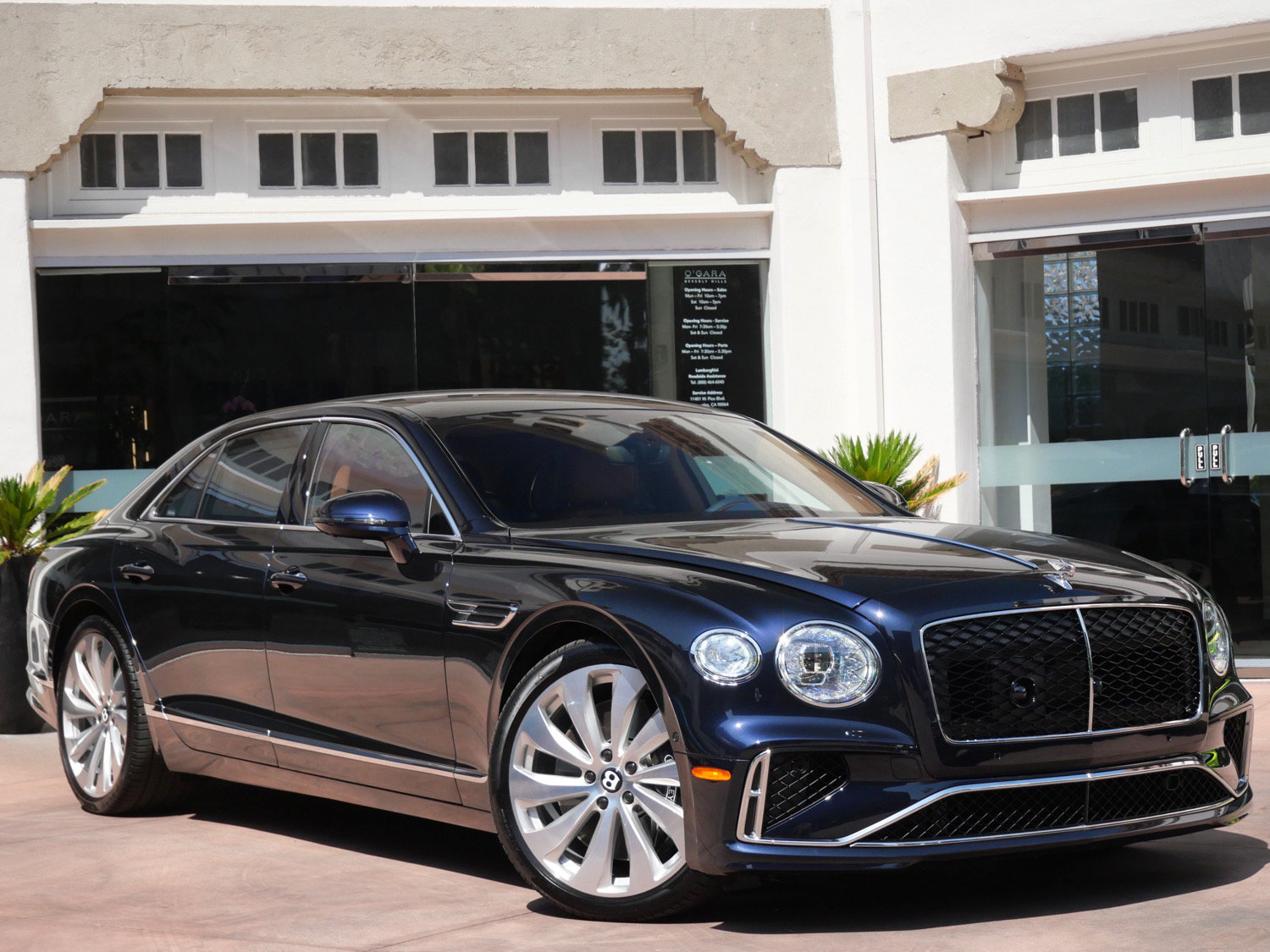 New 2026 Bentley Flying Spur V8 AWD/4WD image 1