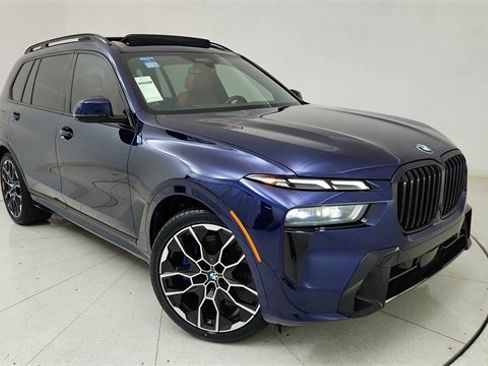 Used 2024 BMW X7 xDrive40i w/ Executive Package image 1