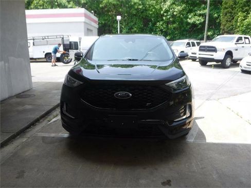 Used 2022 Ford Edge ST image 17