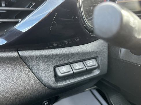 Used 2022 Buick Encore GX Select w/ Advanced Technology Package image 19