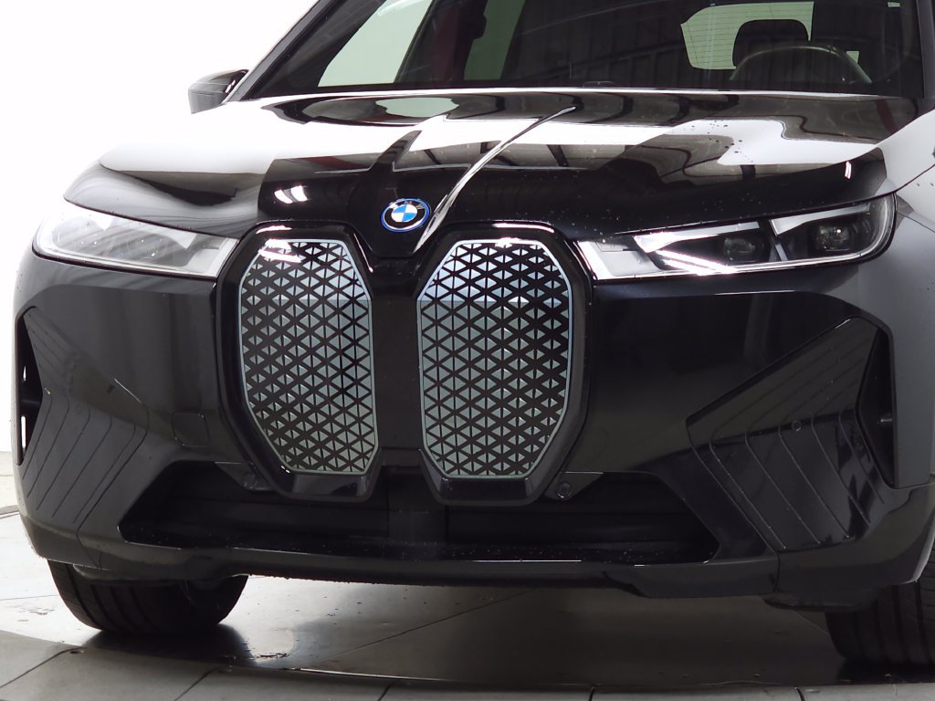 Certified 2024 BMW iX xDrive50 w/ Sport Package AWD/4WD image 3