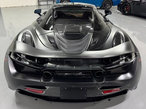Used 2020 McLaren 720S Spider image 22