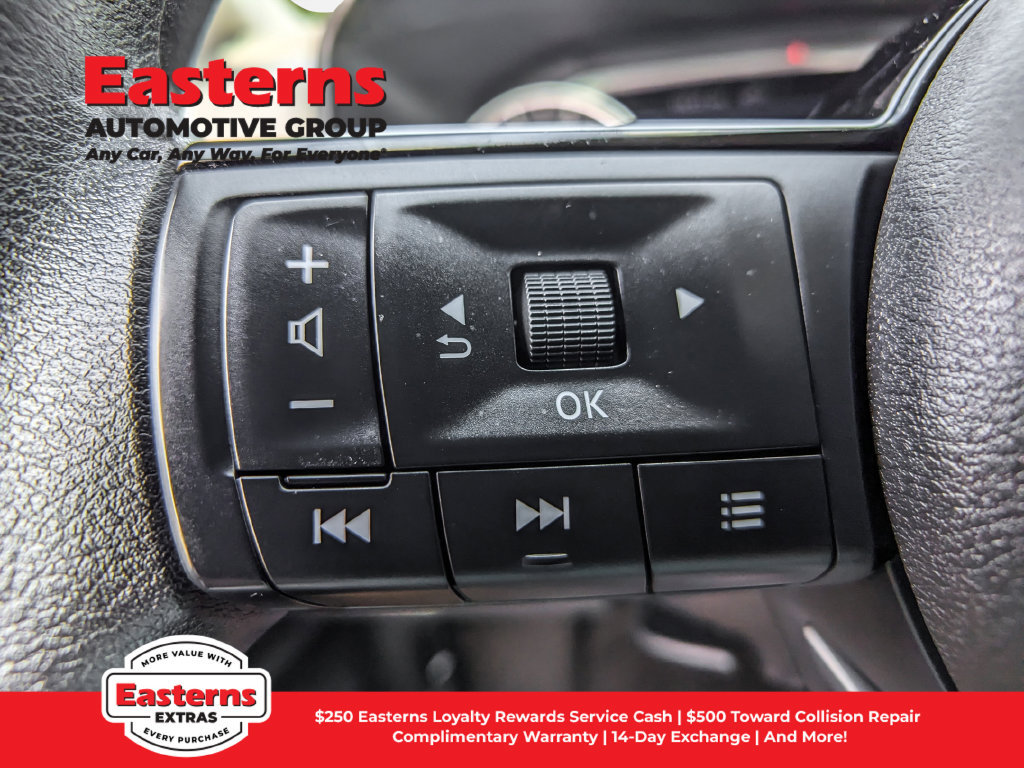 Used 2023 Nissan Rogue SV AWD/4WD image 28