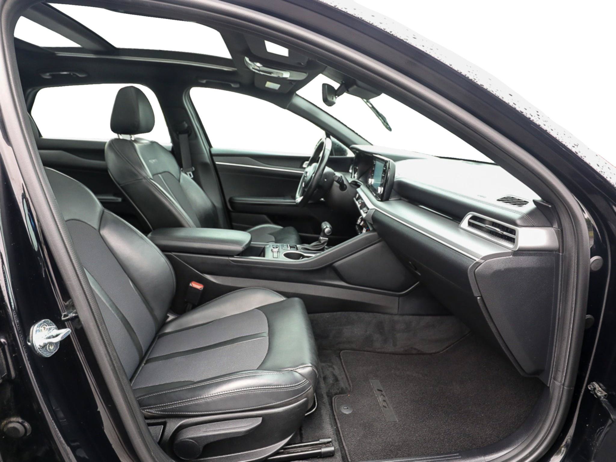 Used 2021 Kia K5 GT-Line w/ GT-Line FWD Premium Package image 10