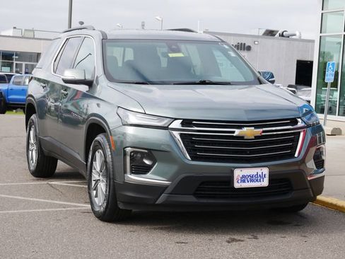 Used 2023 Chevrolet Traverse LT w/ Rear Camera Mirror Package AWD/4WD image 24