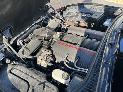 Used 1998 Chevrolet Corvette Coupe w/ Memory Pkg image 20