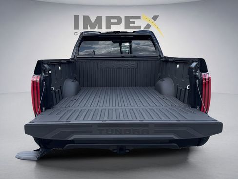 Used 2025 Toyota Tundra Platinum AWD/4WD image 31