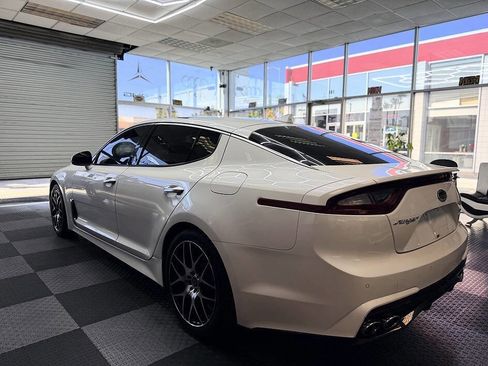 Used 2019 Kia Stinger Premium RWD image 16