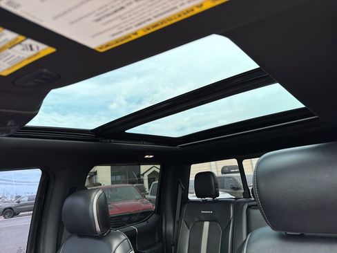 Used 2018 Ford F250 Platinum w/ Platinum Ultimate Package image 40