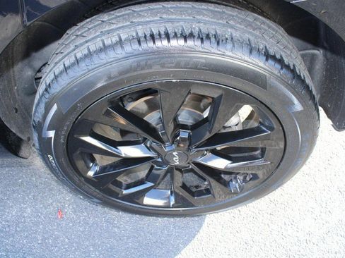 Used 2022 Kia Sorento SX image 7