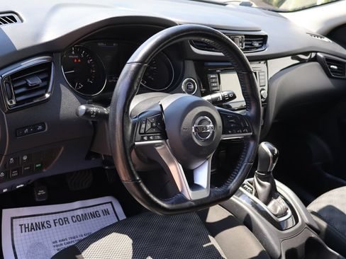 Used 2022 Nissan Rogue Sport SV AWD/4WD image 22